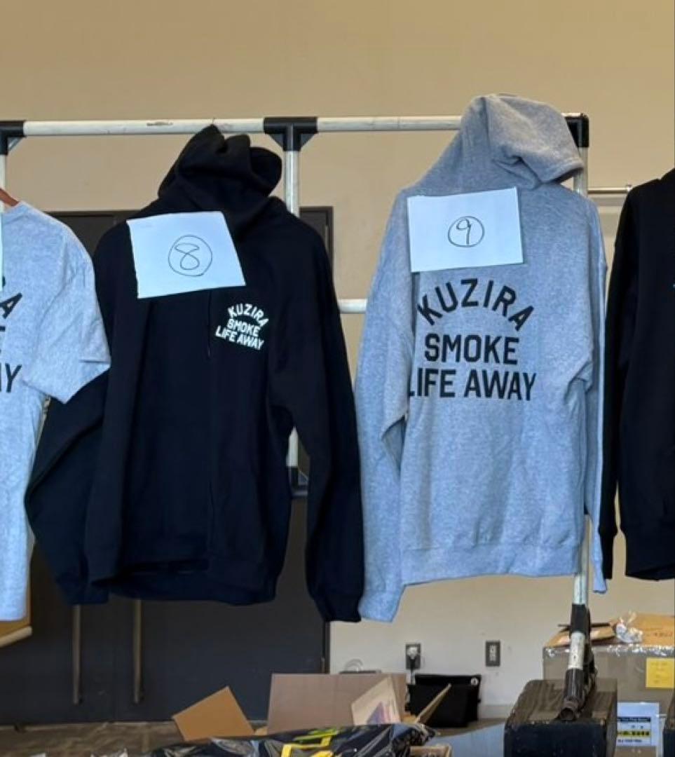 【新品】KUZIRA SMOKE LIFE AWAY TOUR フーディー XL
