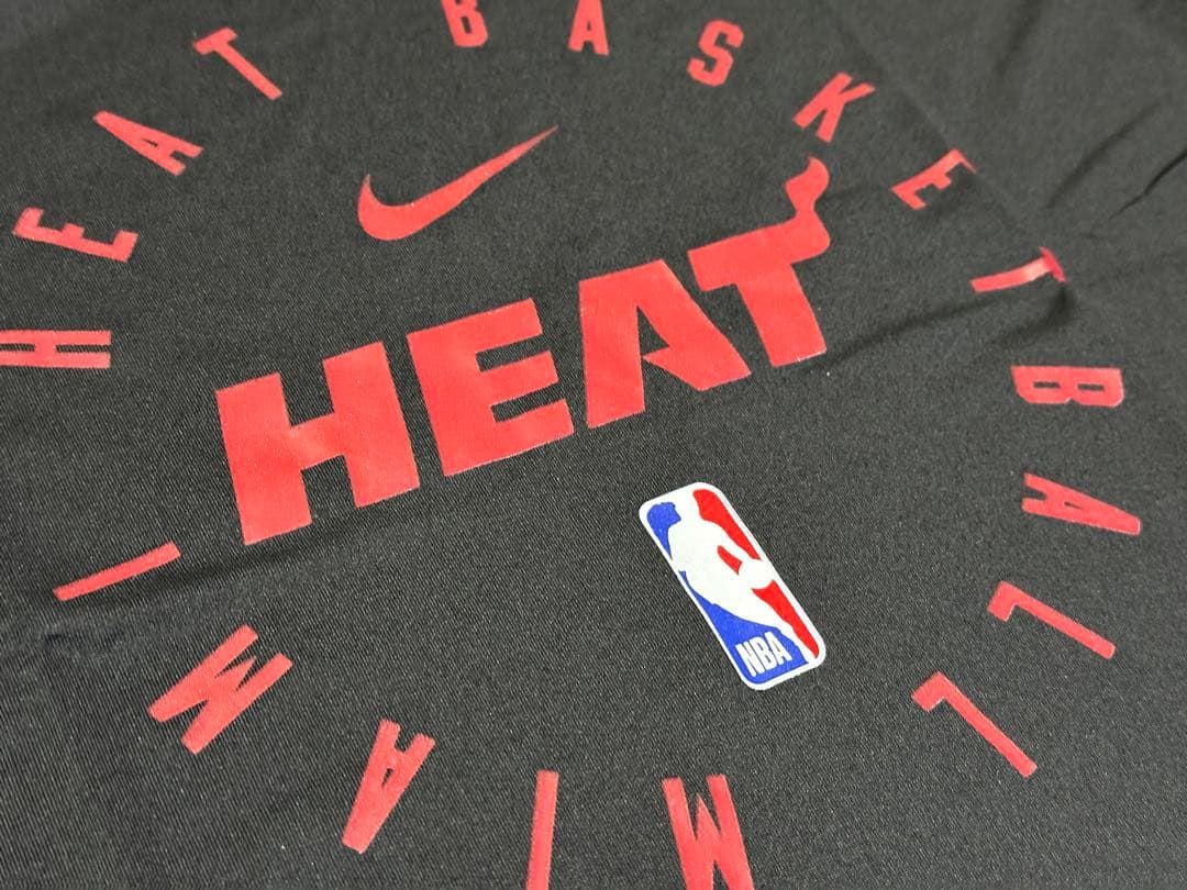 ナイキマイアミヒートNBA25シーズン選手支給品プラクティスTシャツMサイズ