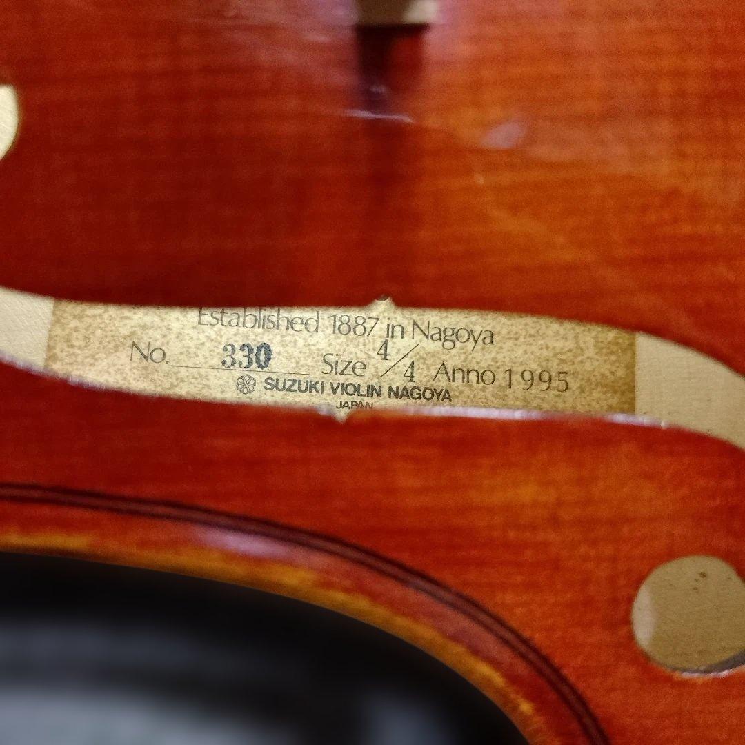 ♥スズキバイオリン♥サイズ4/4♥品番330番♥美品♥弓、ケ―ス、松脂つき