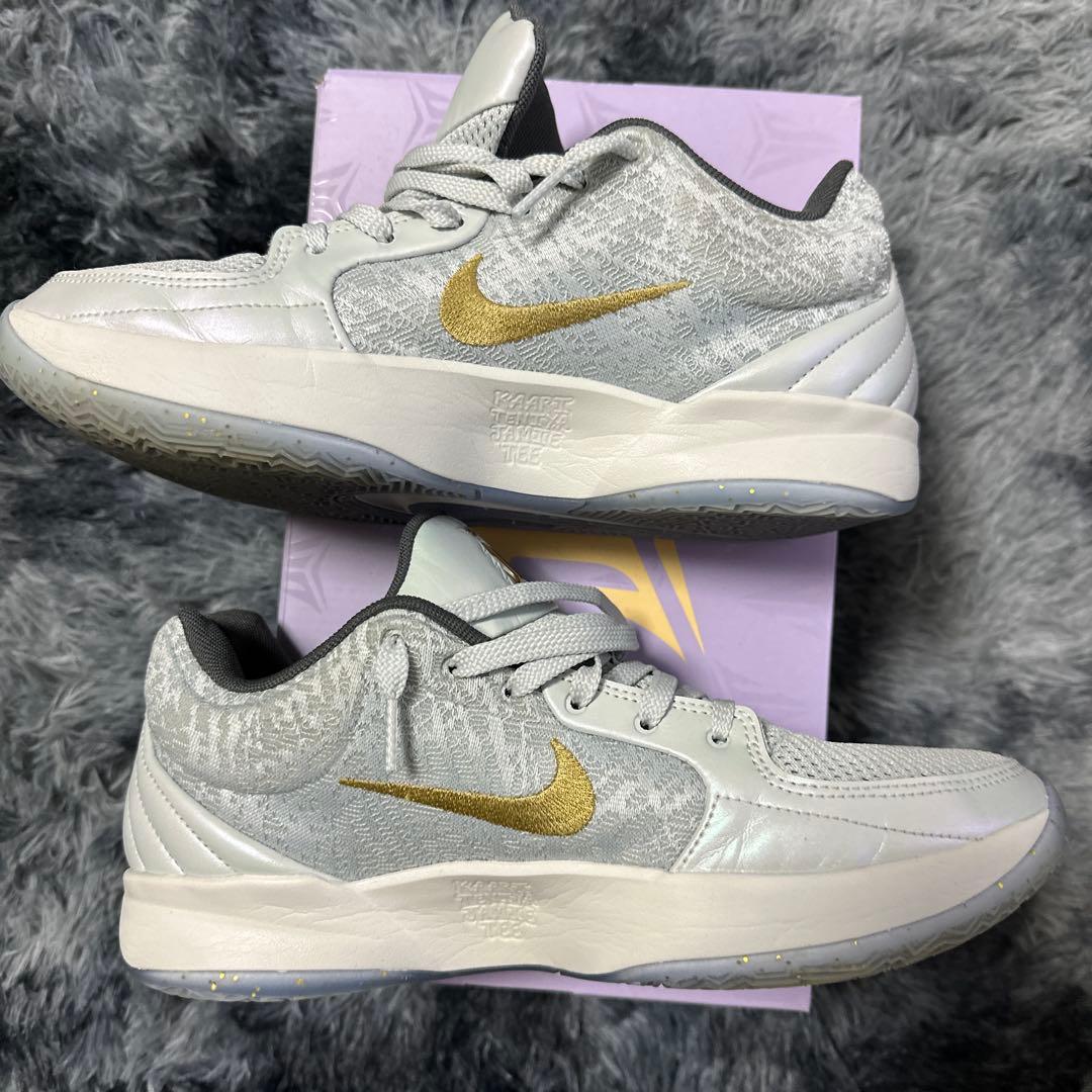 Nike 12AM バスケットボールシューズ ホワイト/グレー