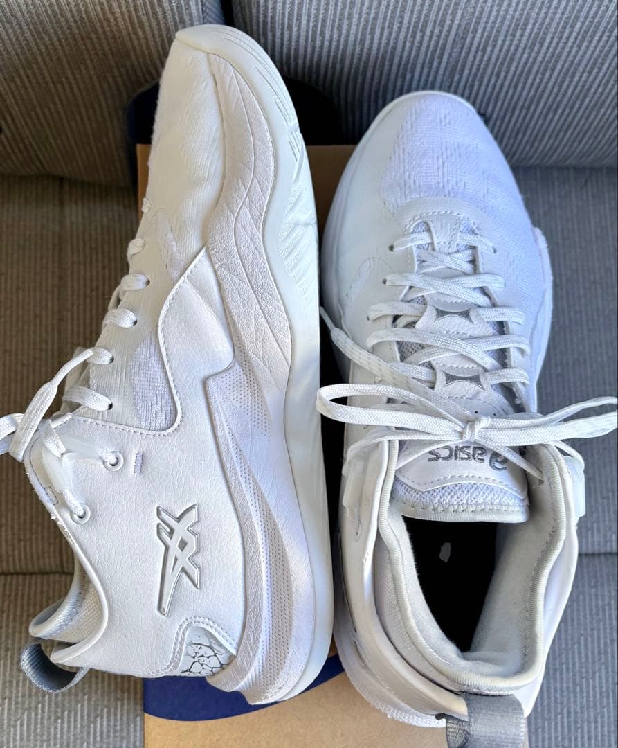 asics NOVA SURGE LOW 2 バスケットボールシューズ 27㎝