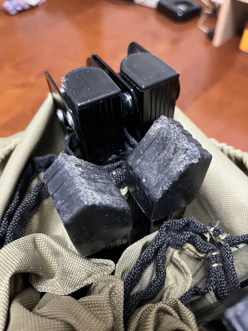 【最終価格】DOD 座面ロゴ入り アウトドア ストレージベンチ カーキ