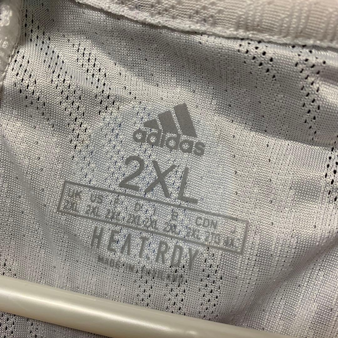 新品同様 レアル・マドリード 21/22 ベンゼマ 2XL ユニフォーム