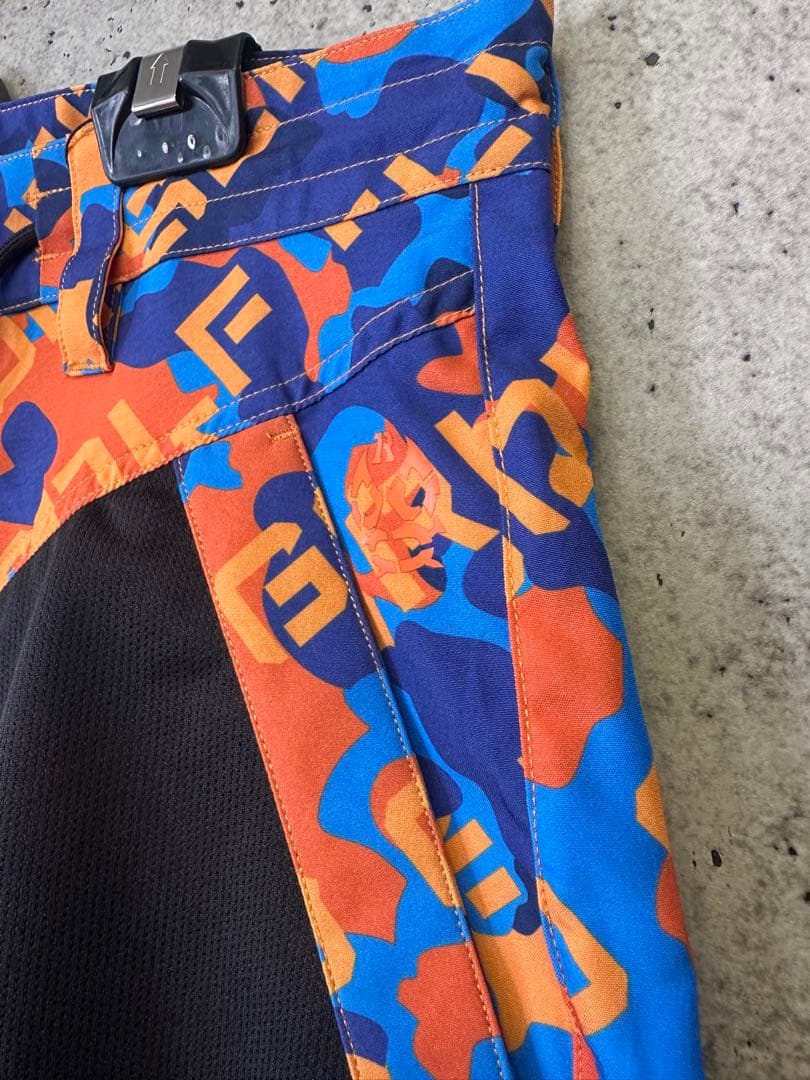 【新品未使用】サイズ7 メンズ ハーフパンツ ラッセルノ 2664