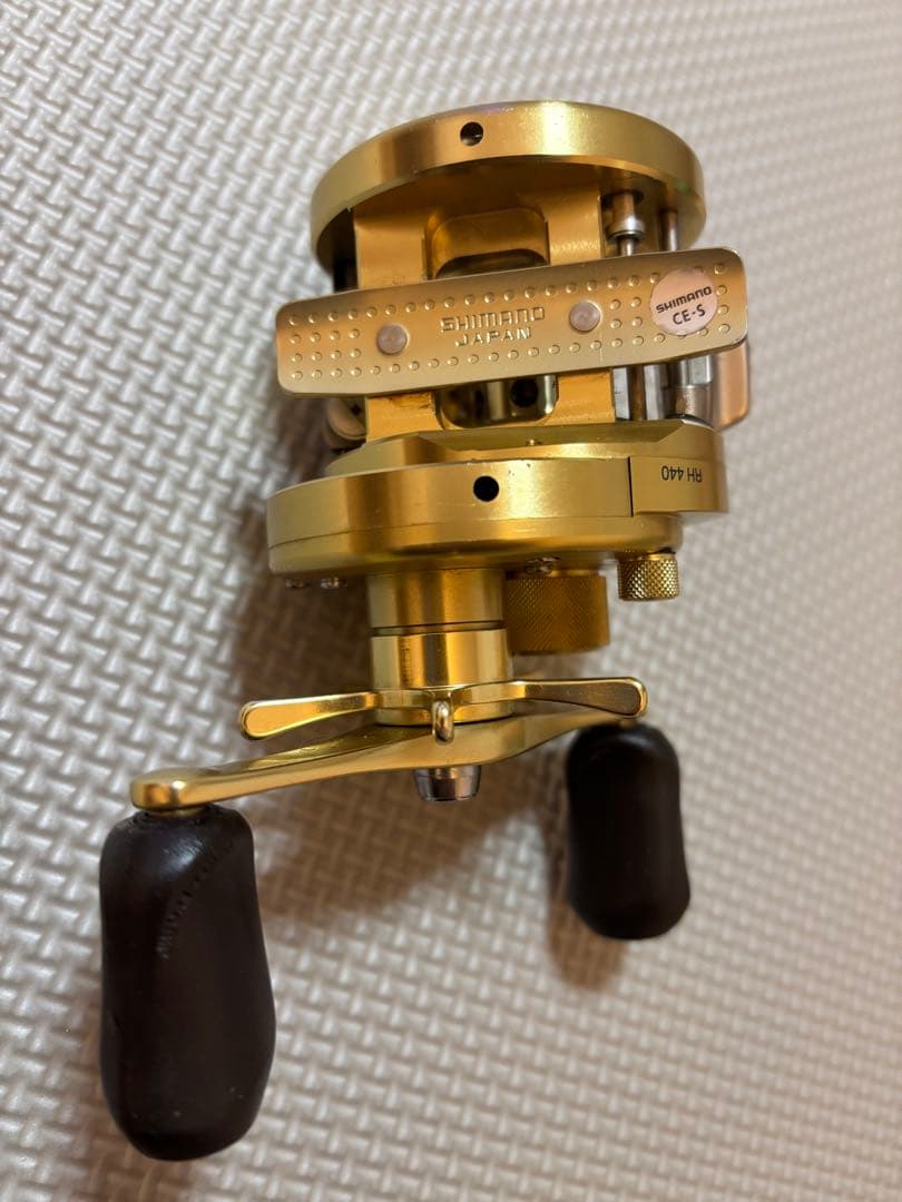 大*晴様 SHIMANO CALCUTTA CONQUEST 200 RH440