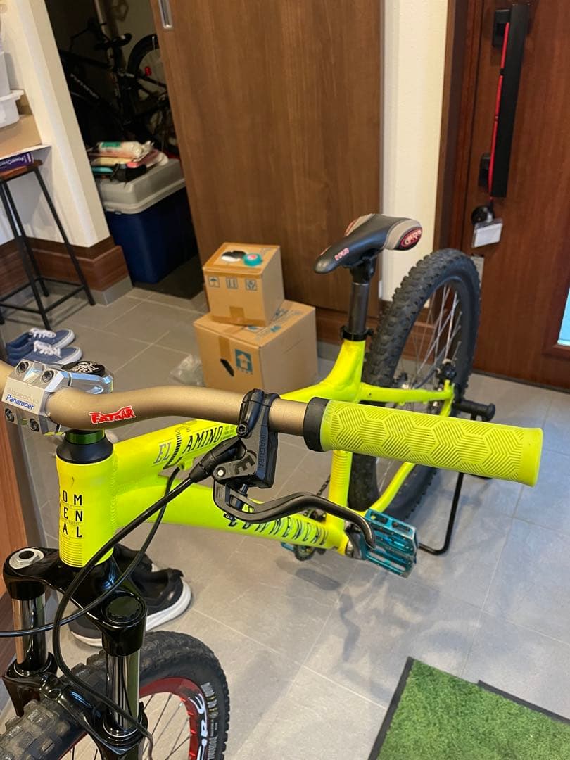 COMMENCAL ダートジャンプ仕様Commencal EL Cコメンサル