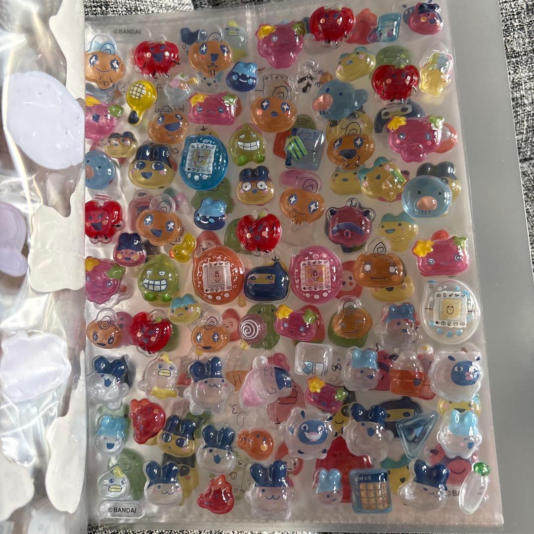 シール帳　キャラクターシール 収納ケース付き