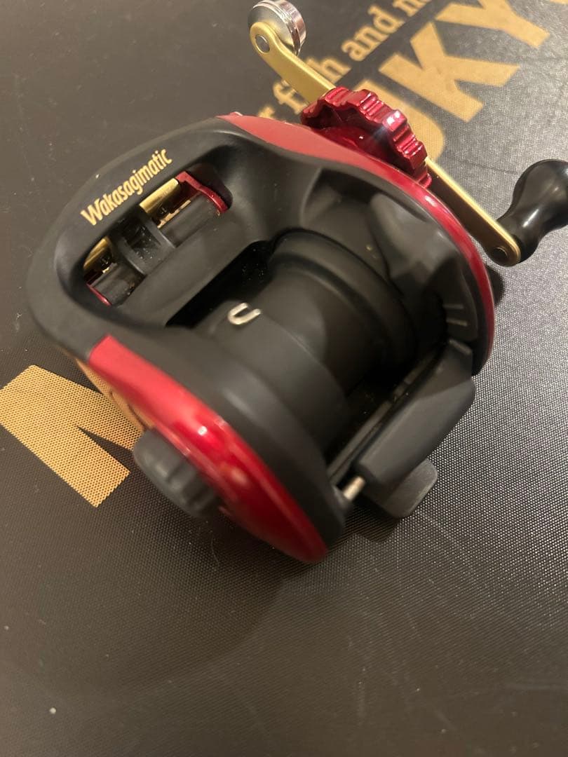 美品！シマノワカサギマチックWakasagimatic 赤 ベイトリール右　中古