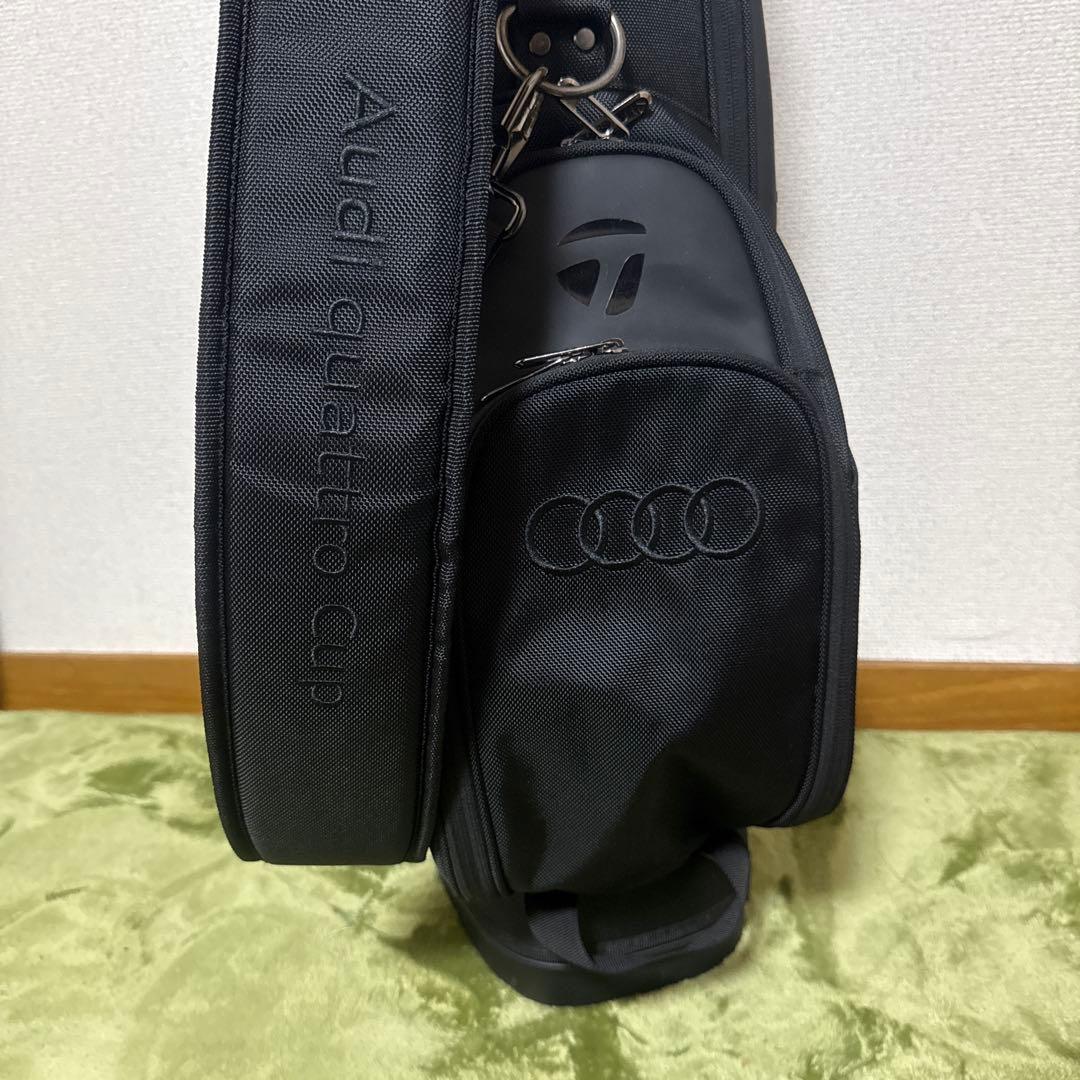 テーラーメイド　キャディバック　 Audi ダブルネーム