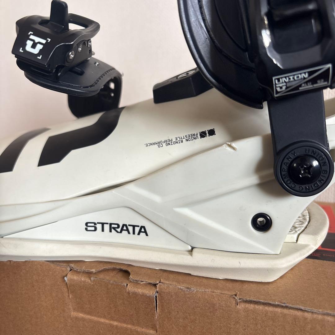 スノーボード UNION STRATA BONE WHITE