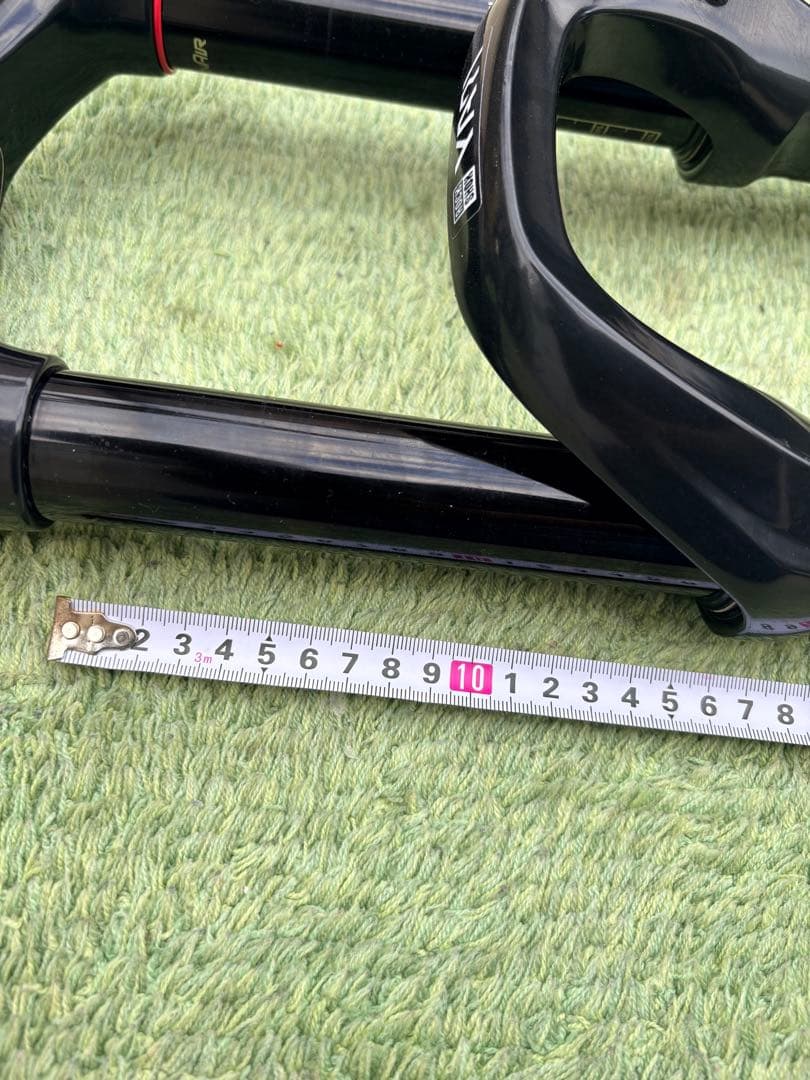 160mmトラベルRockShox yari サスペンションフォーク ブラック