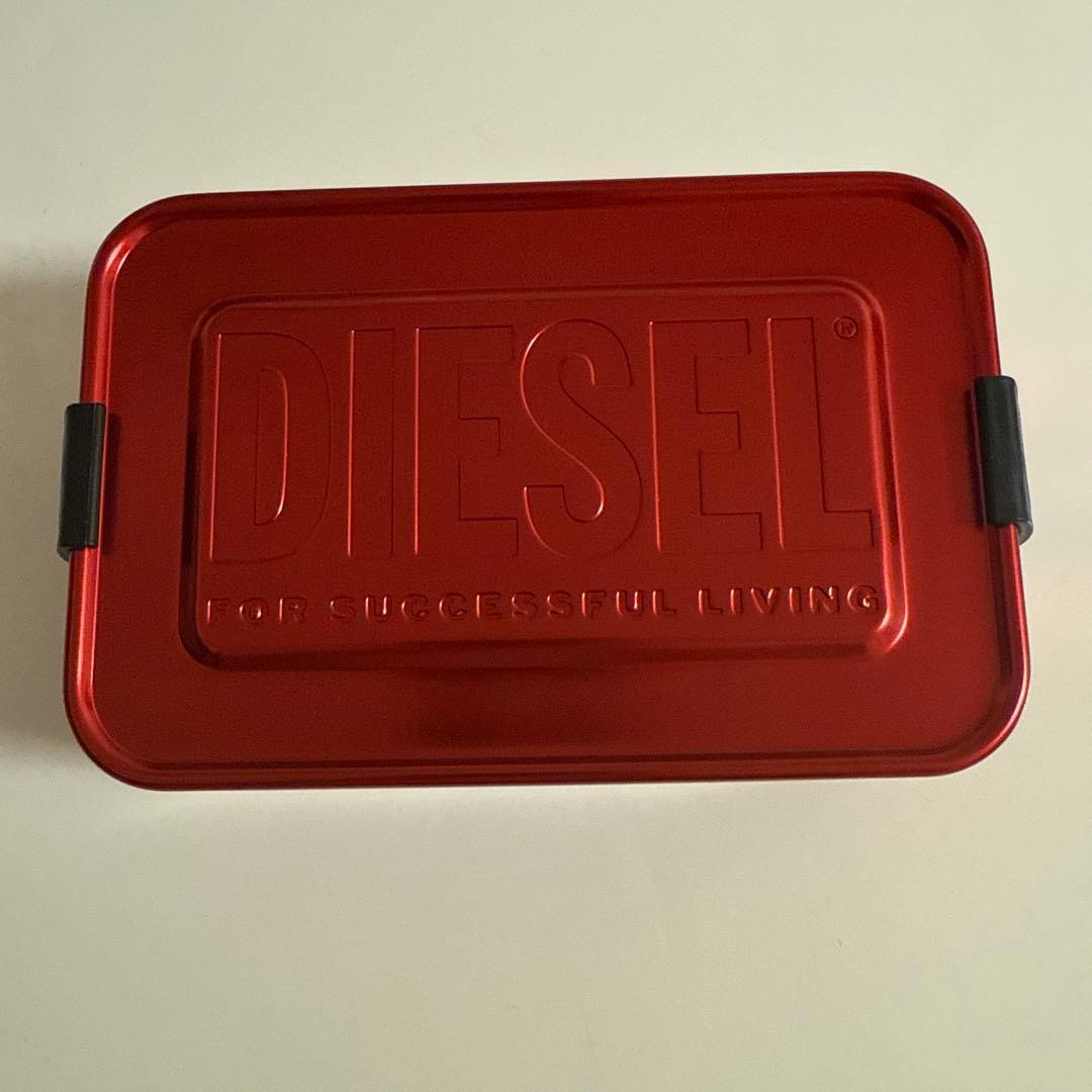 DIESEL ロゴ入りl Box非売品