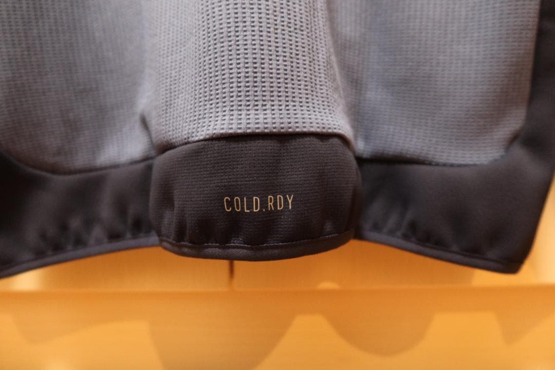 adidas COLD.RDY ファブリックミックス フルジップジャケット