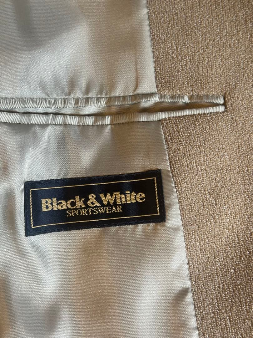 Black & White ブラックアンドホワイト　ジャケット