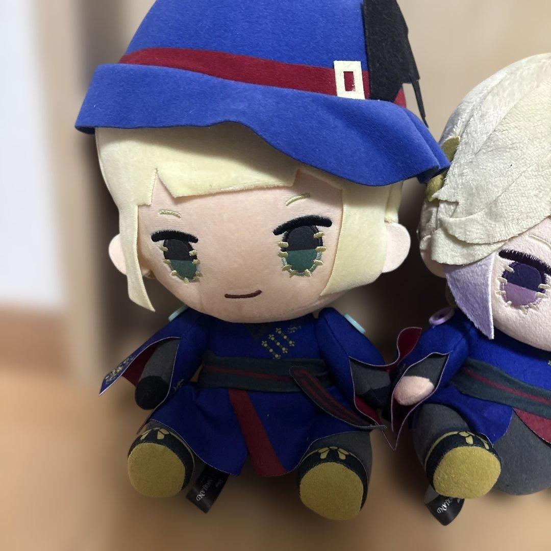 ツイステッドワンダーランド ハンドメイド風 お座り ぬいぐるみ