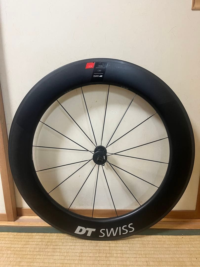美品　DTSWISS ARC1100 dicut 80 リムブレーキ用フロント用