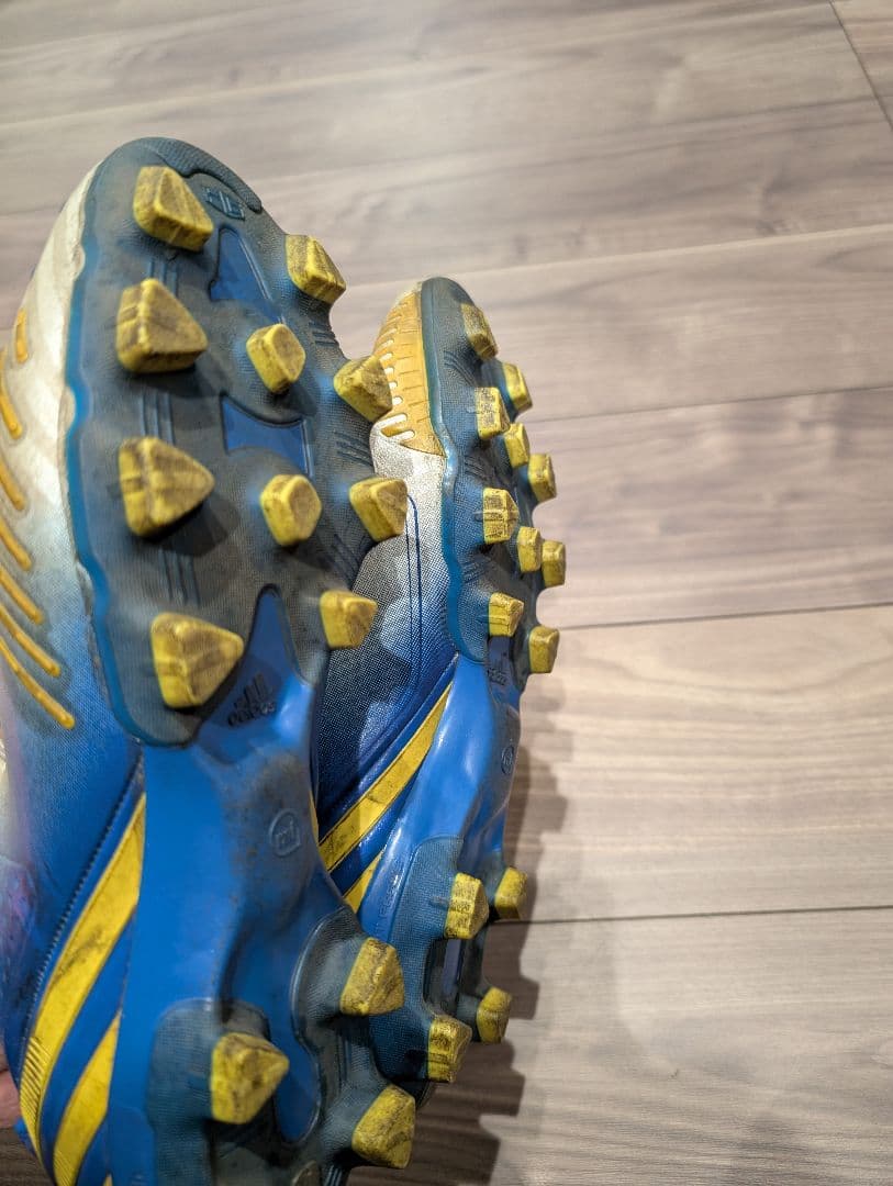 adidas predator　プレデター　リーサルゾーン サッカースパイク