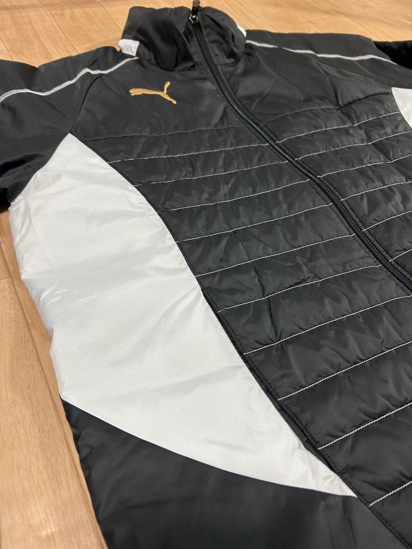 PUMA ウィンドブレーカー ブラック　サイズO