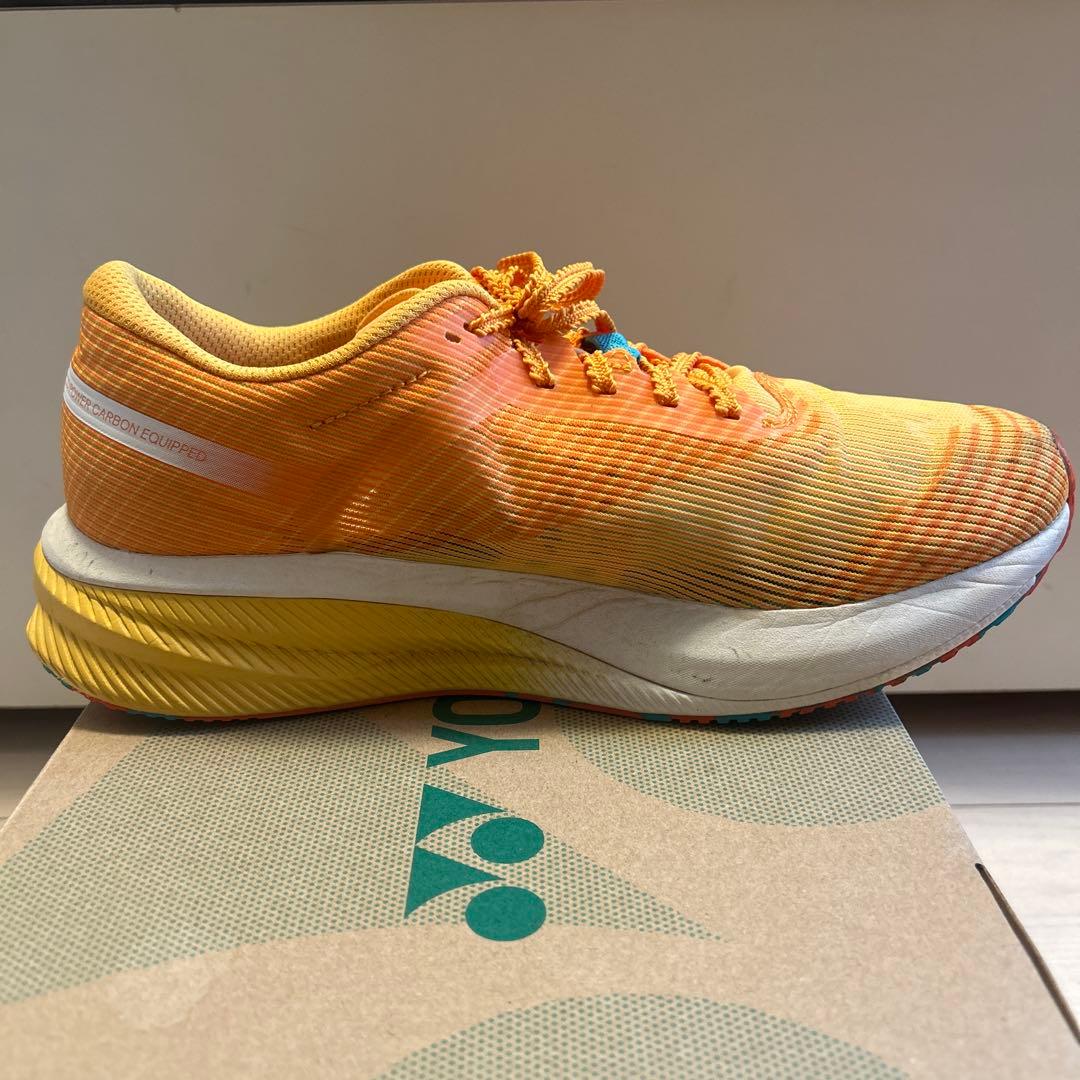ヨネックス カーボンクルーズエアラスメン 26.5cm