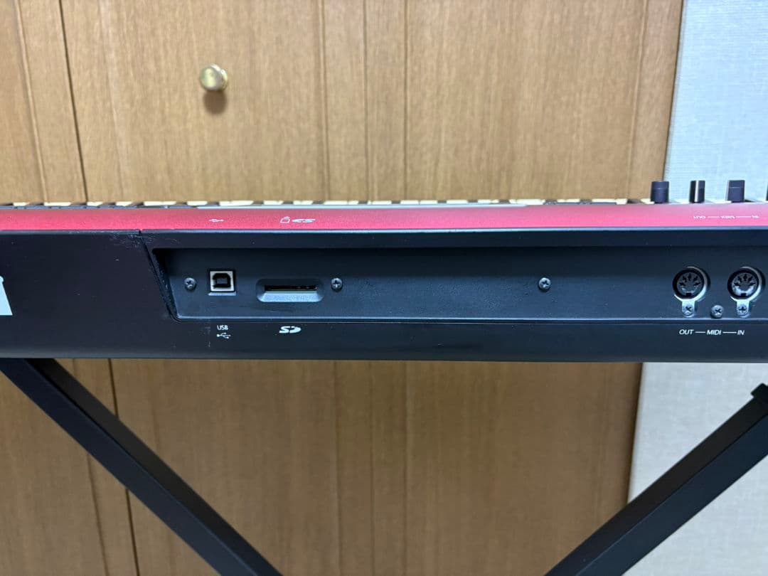 Korg Krome 61 RED 50周年記念限定モデル シンセサイザー