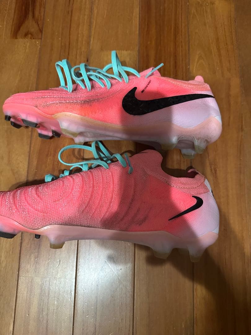 Nike サッカーシューズ ピンク/青