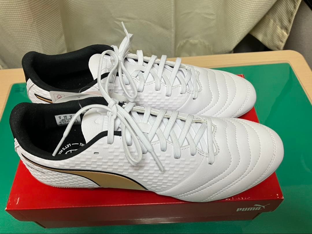 PUMA キング ミライ　プロ HG/AG 27.0 CM