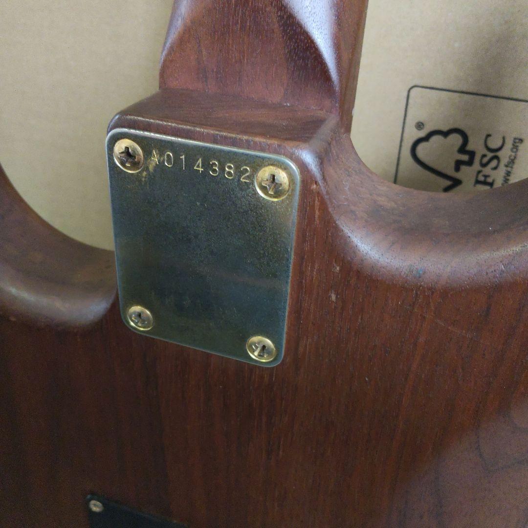 FENDER JAPAN　ST62-115WAL　ストラトキャスターエレキギター