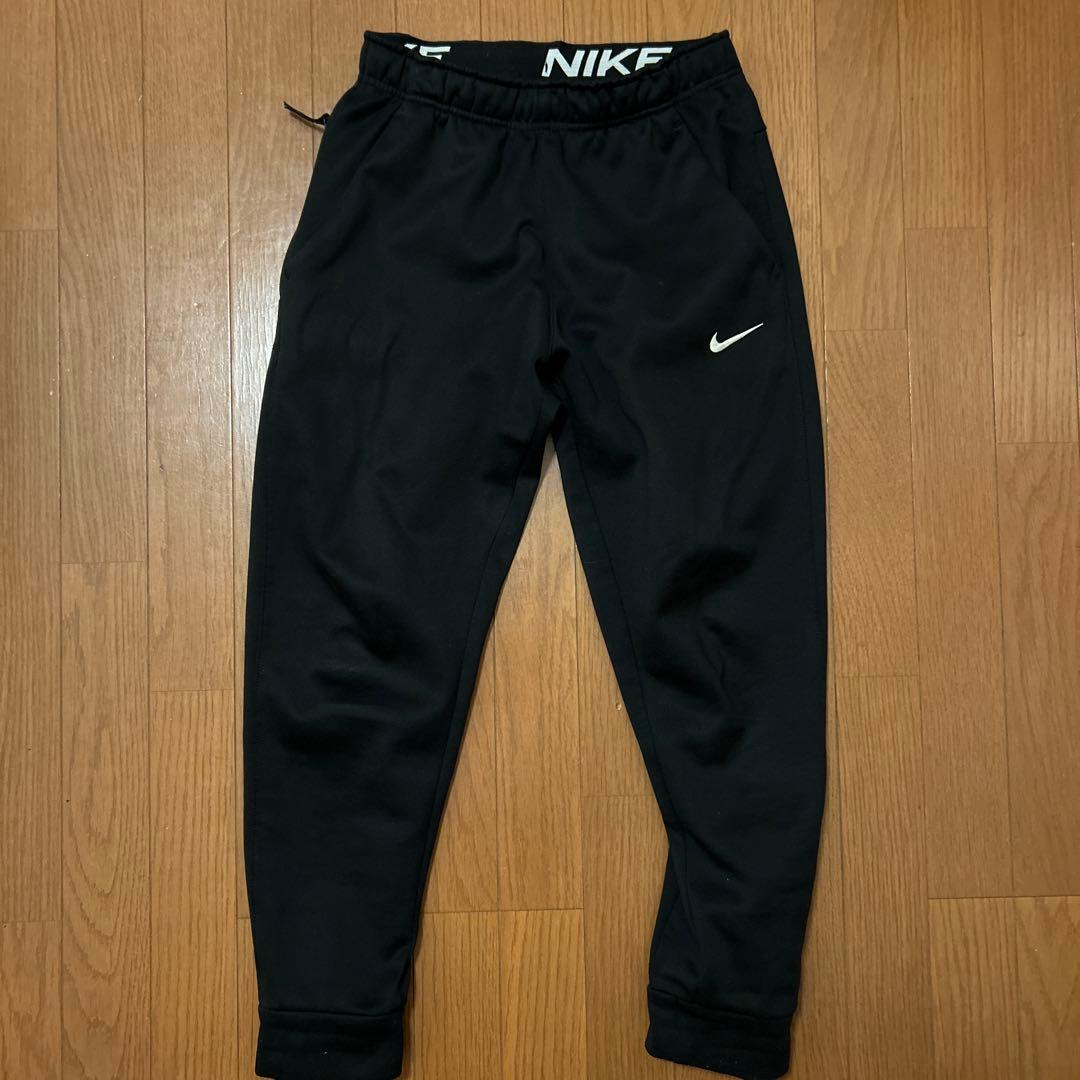 NIKE THERMA-FIT スウェット上下 黒
