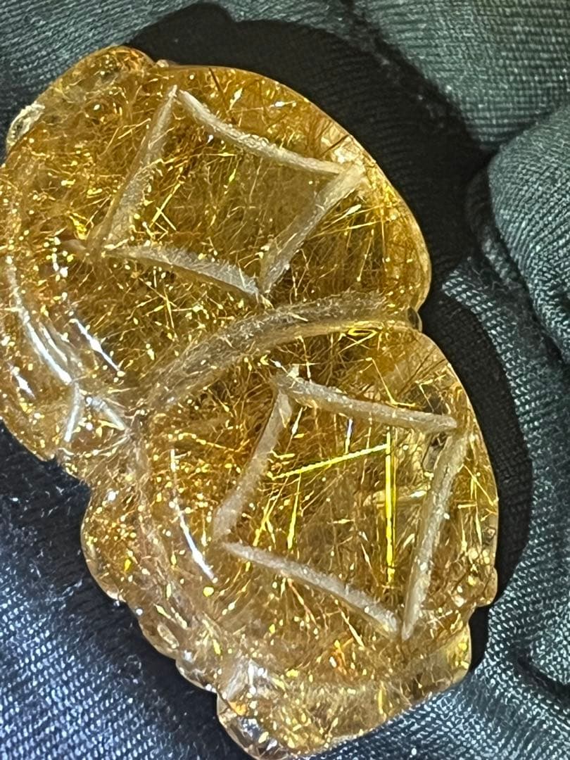 貔貅　置物　流星群　ルチルクォーツ　ヒキュウ　金運　天然石　財運