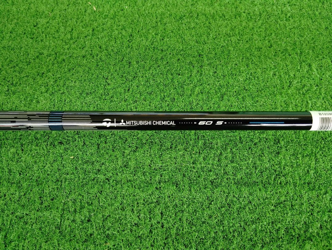 新品 テーラーメイド Qi4D ドライバー 9.0°