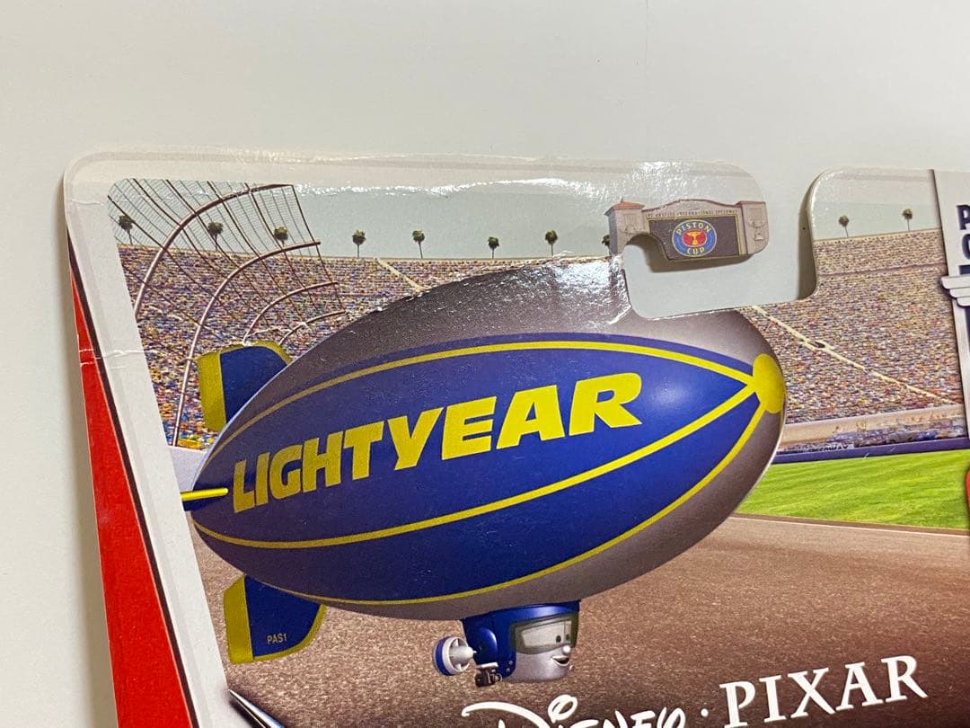 ディズニー　カーズ　ブリンプ　Cars Lightyear Blimp セット