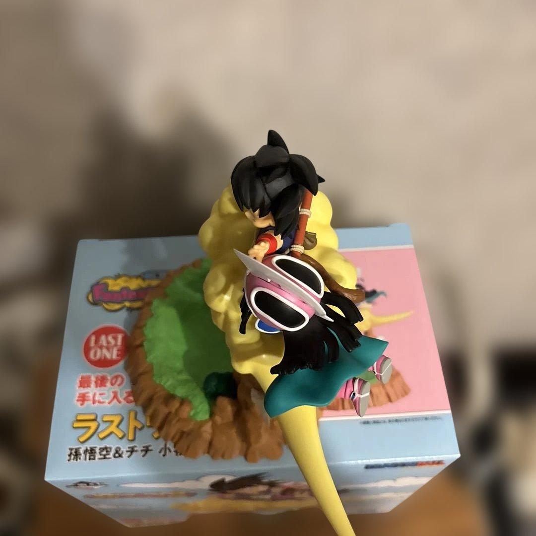 ドラゴンボール　一番くじ　ラストワン賞　孫悟空&チチ　小物入れフィギュア
