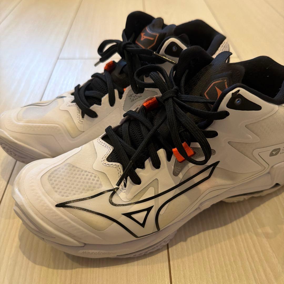 ミズノ（MIZUNO）バレーボールシューズ ウエーブライトニング 24cm