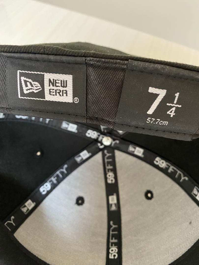 美品　NEWERA阪神タイガース　59FIFTYキャップ