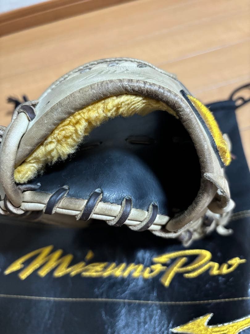 Mizuno Pro 硬式用　　内野手用　キャメル　グローブ