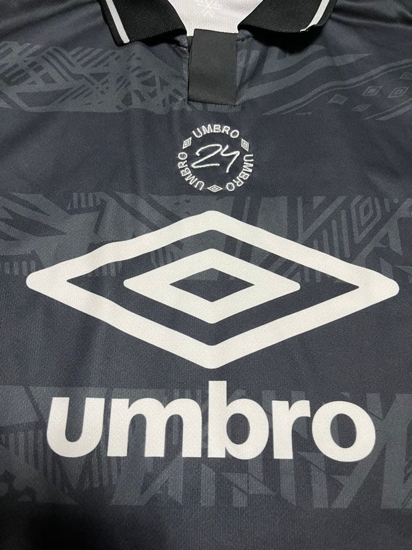 アンブロ 【THE THIRD by UMBRO】グラフィックプラクティスシャツ