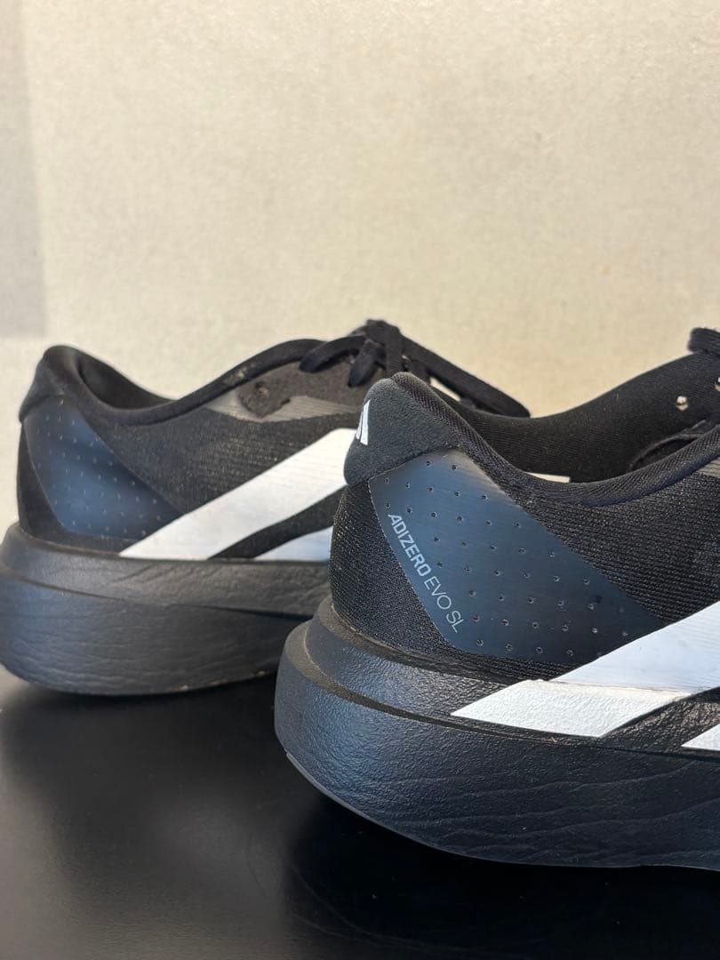 アディゼロADIZERO EVO SL 25cm