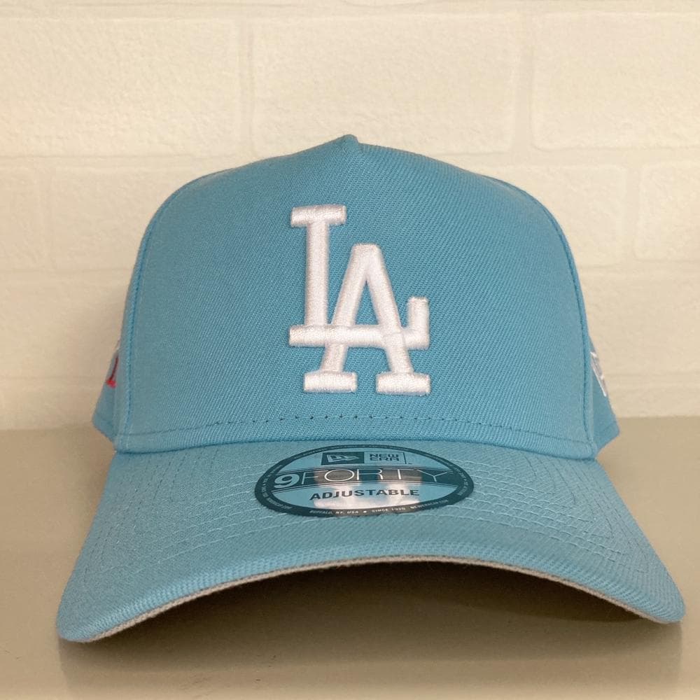 大谷翔平選手サイン刺繍入りドジャースキャップ9FORTY（水色）
