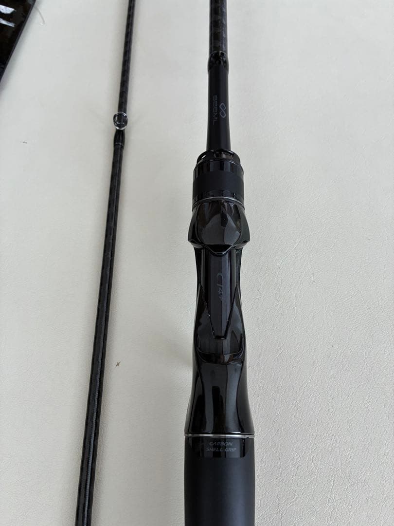 【超美品】エクスセンスインフィニティ　B86ML