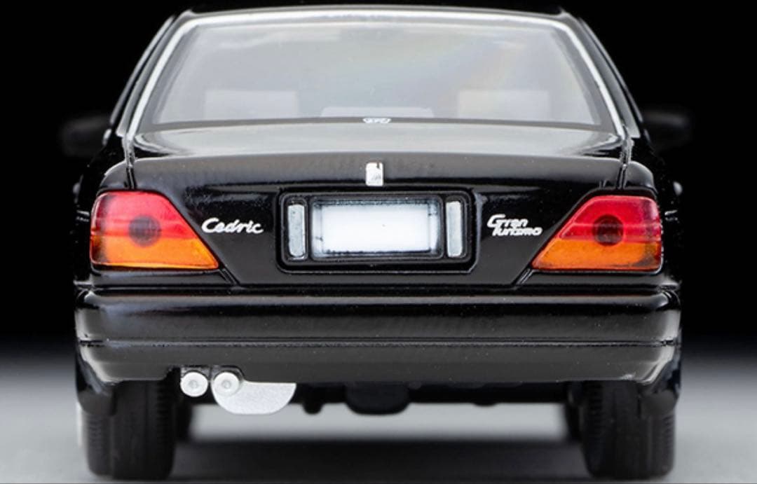 最終値下げ　トミカリミテッドヴィンテージ ネオ　日産グロリア