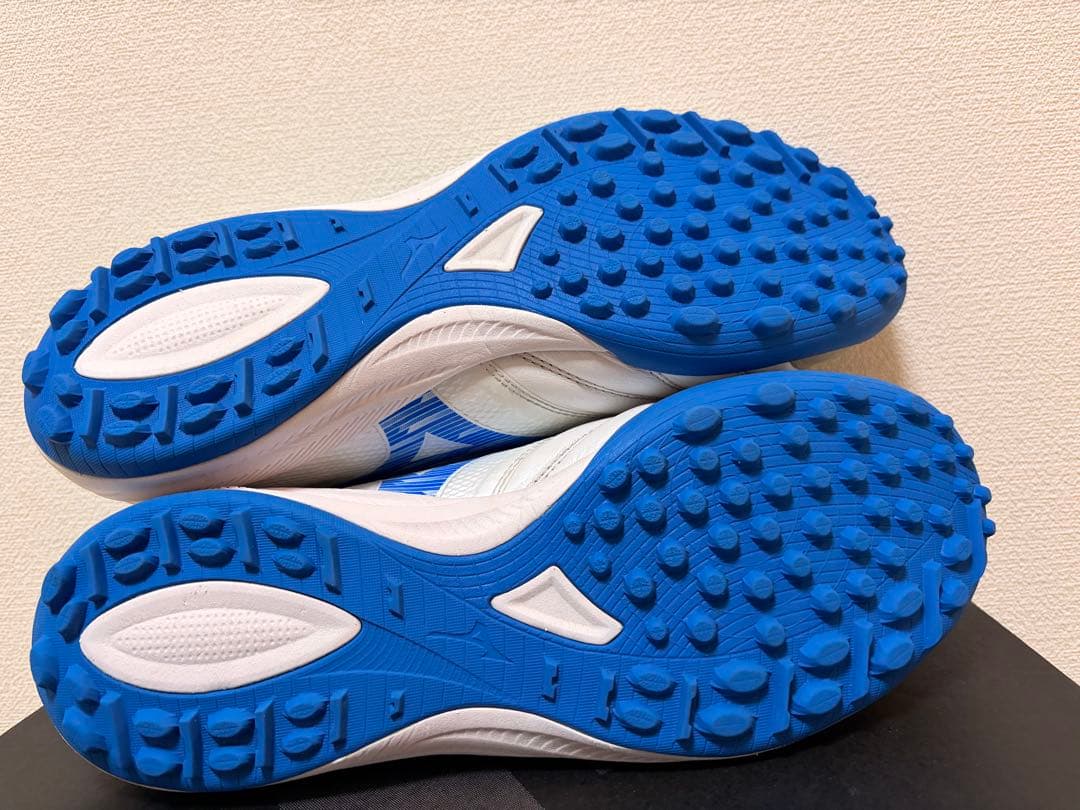 Mizuno モレリアネオ4ベータ　トレシュー　25.5