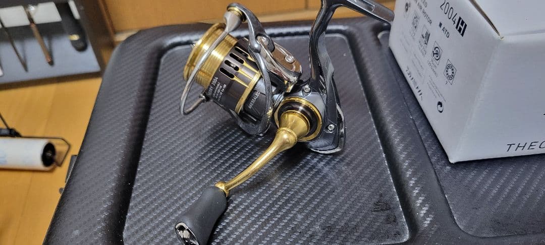 Daiwa スピニングリール セオリー 2004H