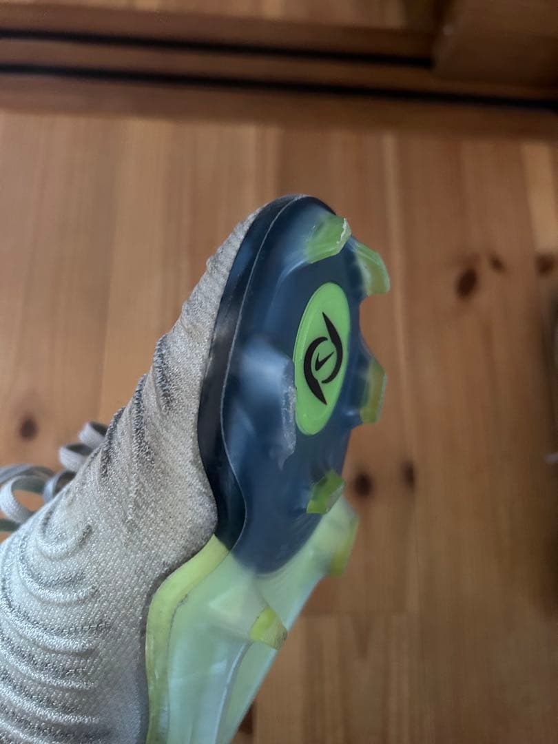 Nike サッカーシューズ　ファントムGX2