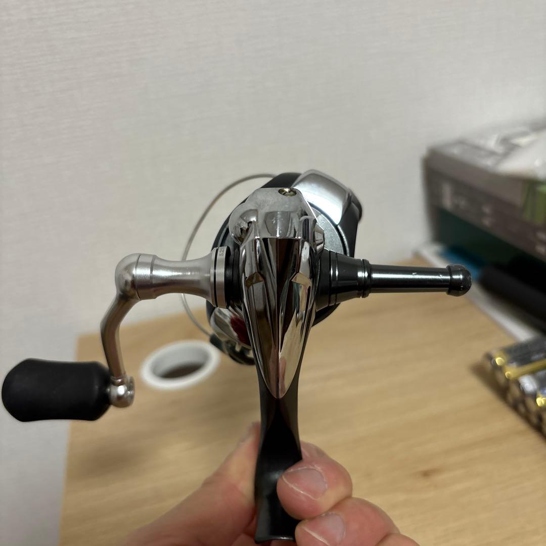 【美品】09レアニウム2500S・12ヴァンキッシュハンドル