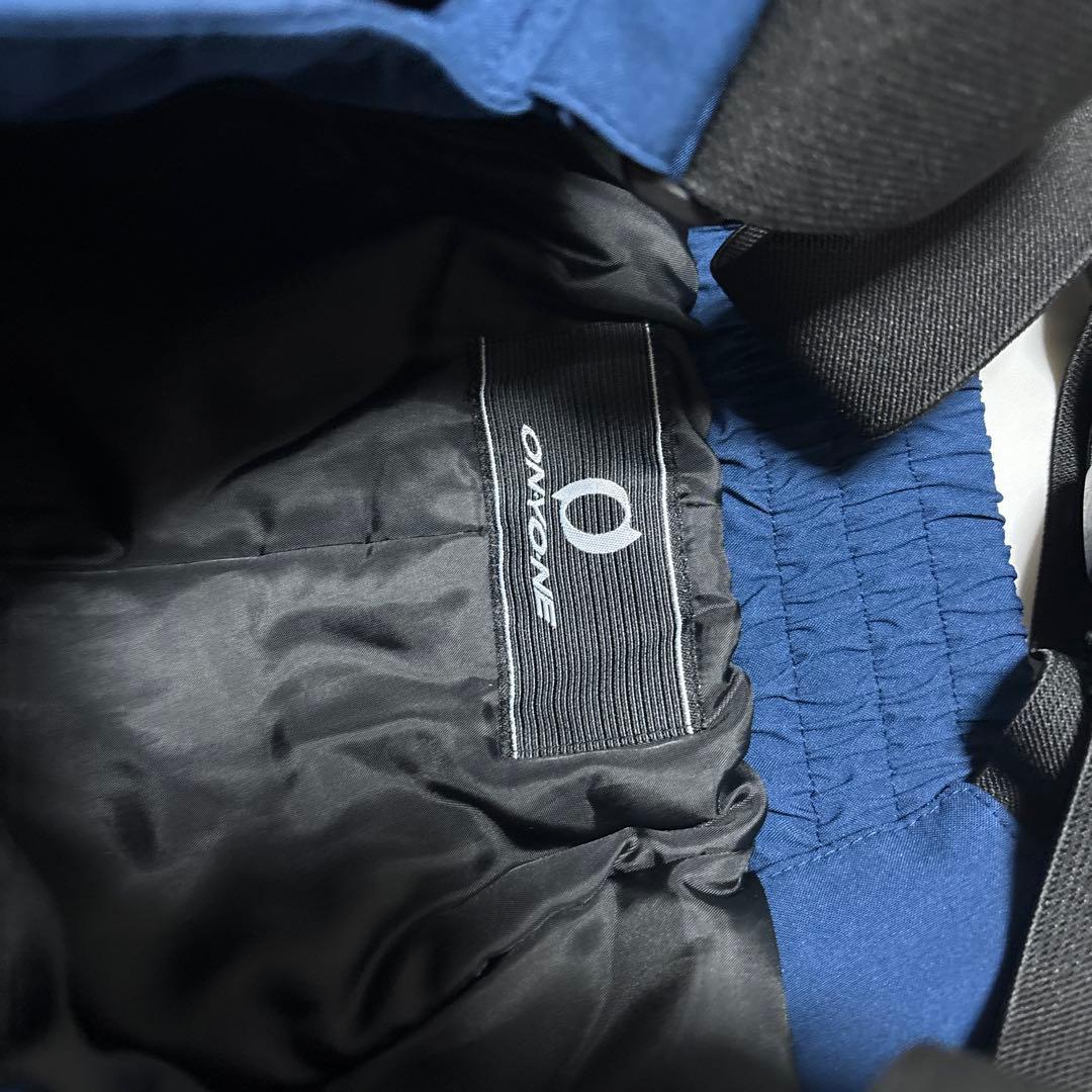ジャケット新品　ONYONE スキーウェア 3Sサイズ　セット売り　ボードウェア