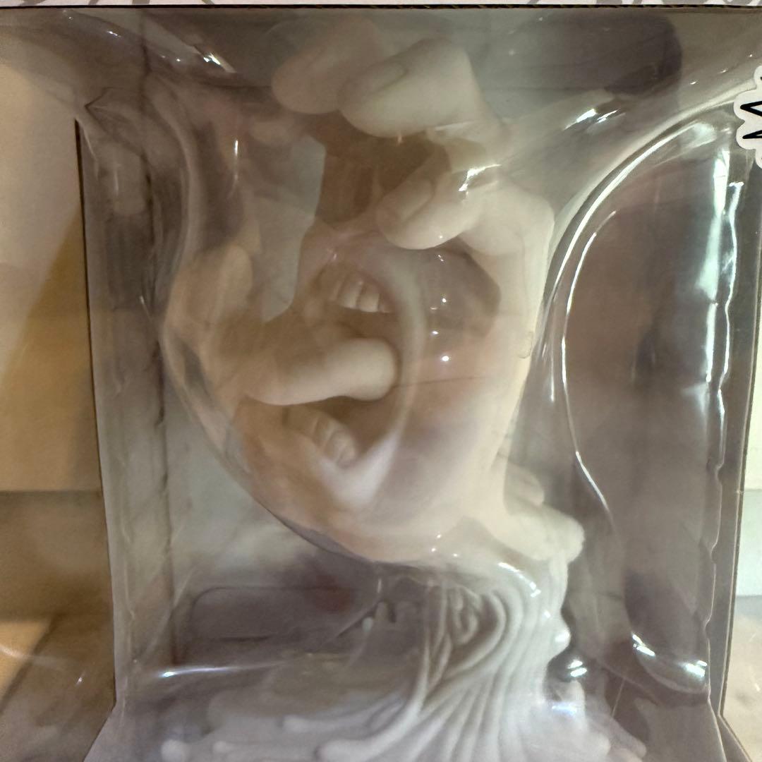 Kidrobot screaming Hand フィギュア ホワイト