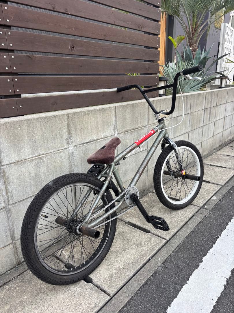 自転車本体 bmx Odyssey mon