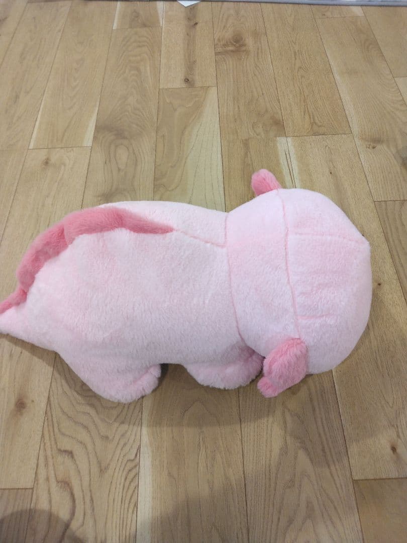 ウーパールーパーぬいぐるみ