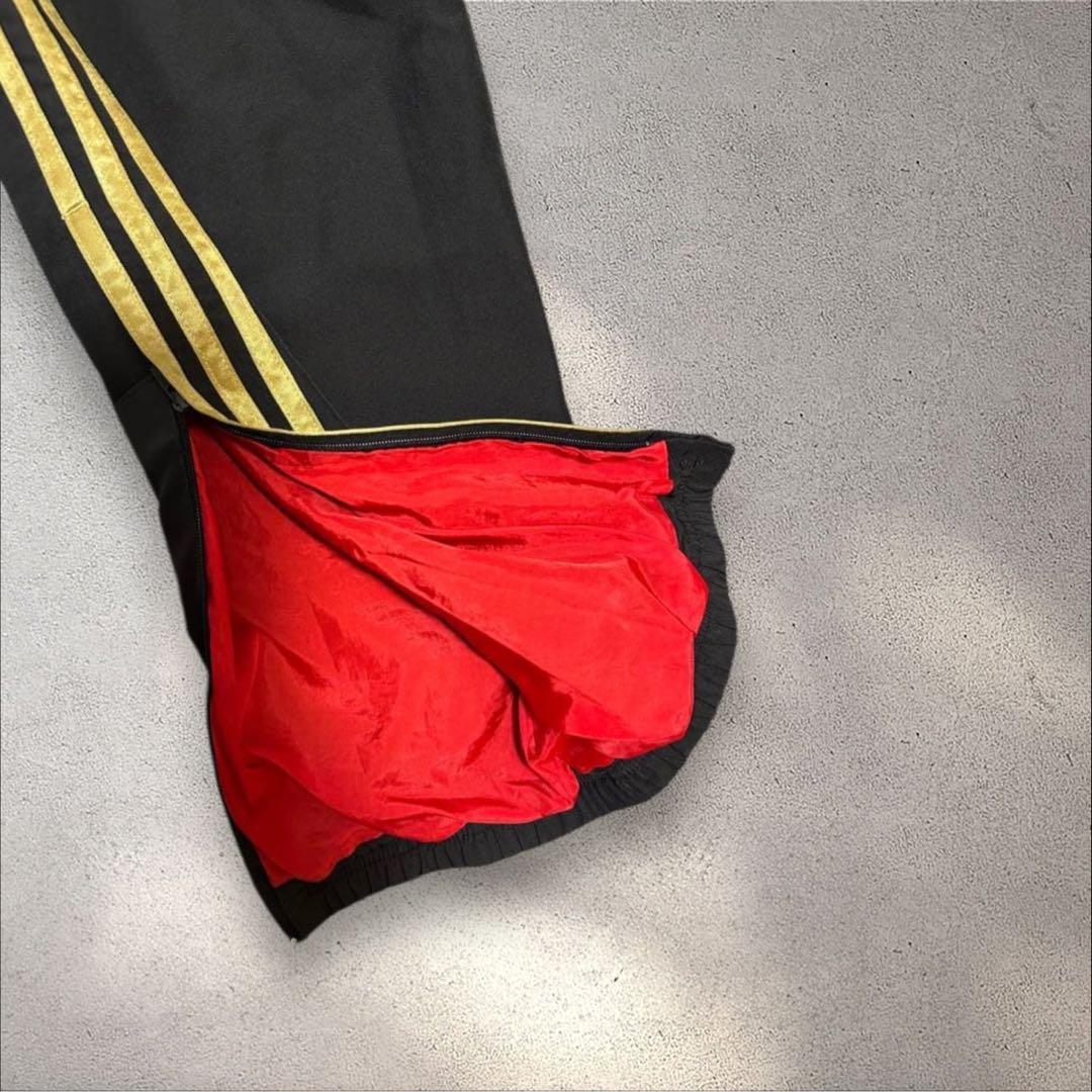 美品 ACミラン Milan Adidas トラックパンツ スリーストライプ