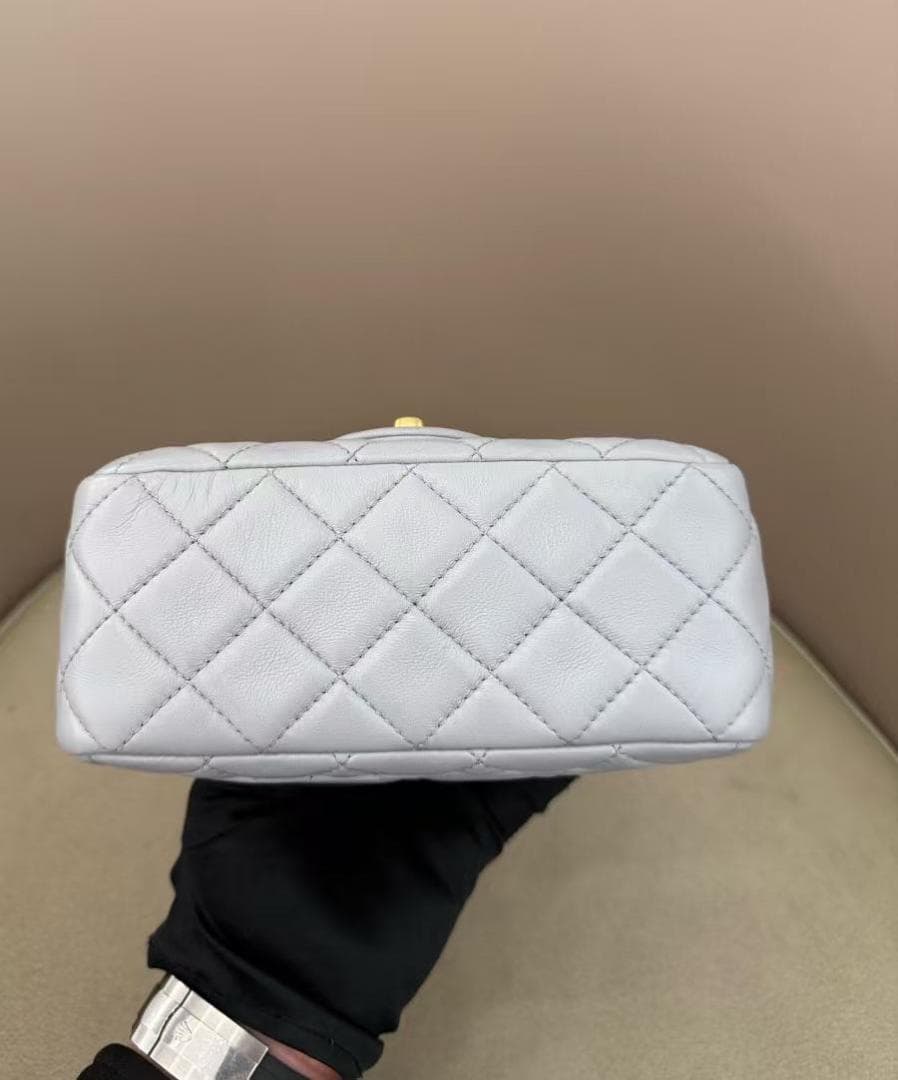 極美品 ~~~CHANEL ミニショルダーバッグ